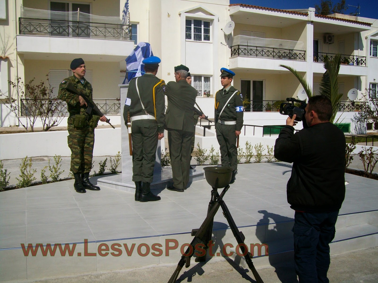 Αποκαλυπτήρια προτομής του Ανχη (ΠΖ) ΚΩΝ/ΝΟΥ ΠΟΛΥΖΩΝΗ στη Βαρειά Μυτιλήνης (ΒΙΝΤΕΟ,ΦΩΤΟ) - Φωτογραφία 23