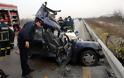 Πατρών - Κορίνθου: Αγροτικό όχημα κόπηκε στα δύο μετά από σύγκρουση με λεωφορείο -