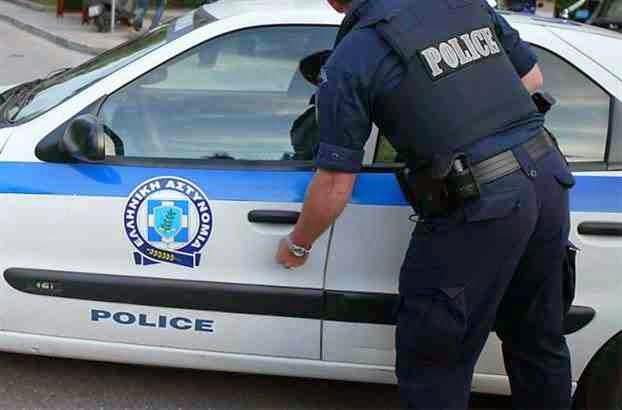 Αστυνομικοί έλεγχοι σε οίκους ανοχής στην Αττική για τον εντοπισμό θυμάτων εμπορίας ανθρώπων - Φωτογραφία 1