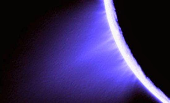 Εξωγήινο υποθαλάσσιο υδροθερμικό «τζακούζι» στον Εγκέλαδο του Κρόνου! - Φωτογραφία 1