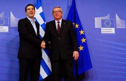 Το αστείο του Τσίπρα με τον Γιούνκερ μπροστά στην Ελληνική Σημαία που έσπασε τον πάγο! [video] - Φωτογραφία 1