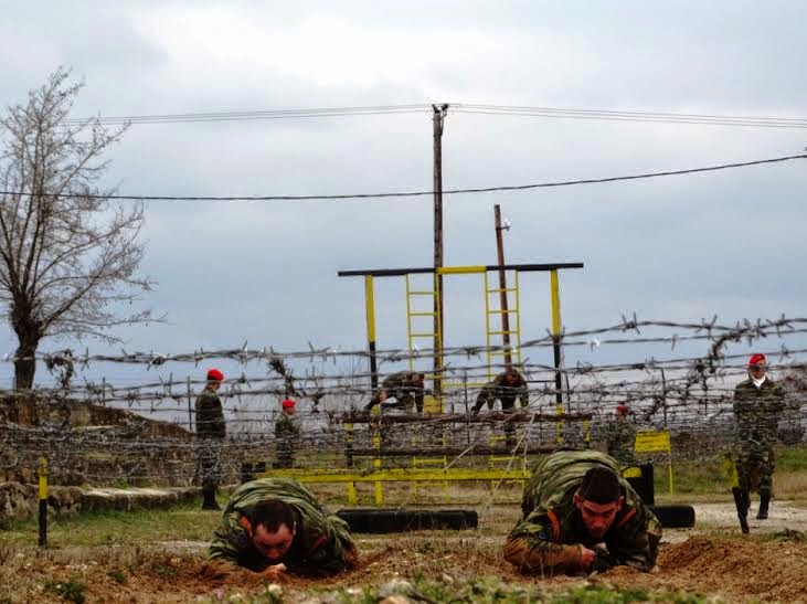 Τελετή Απονομής του Κόκκινου Μπερέ στους Οπλίτες Θητείας της 2015 Α΄ ΕΣΣΟ - Φωτογραφία 3