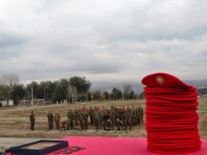 Τελετή Απονομής του Κόκκινου Μπερέ στους Οπλίτες Θητείας της 2015 Α΄ ΕΣΣΟ - Φωτογραφία 8