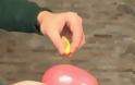 ΑΠΙΣΤΕΥΤΟ! Δείτε τι συμβαίνει όταν ένα μπαλόνι έρθει σε επαφή με μια φλούδα πορτοκαλιού! [video]