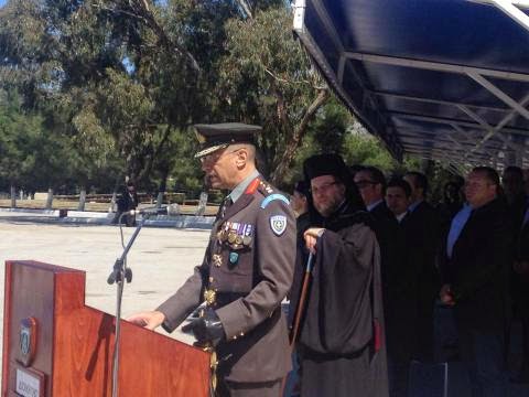 Με μεσίστιες τις σημαίες έγινε η παράδοση-παραλαβή στην Διοίκηση της 95 ΑΔΤΕ -Πένθος για το 22χρονο παλικάρι που έχασε στην άσφαλτο τη ζωή του - Φωτογραφία 4