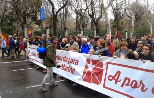 Μαδρίτη: Χιλιάδες διαδήλωσαν κατά της λιτότητας - Φωτογραφία 1