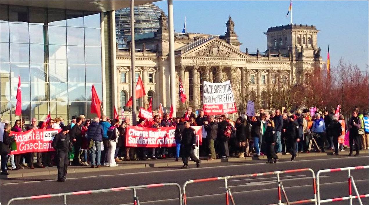 Το Die Linke στη συγκέντρωση υπέρ της Ελλάδας - Φωτογραφία 2