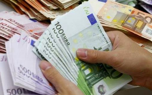 «Ζεστό« χρήμα στα ταμεία του κράτους: Τις επόμενες ημέρες έρχονται 1,2 δις ευρώ από το ΤΧΣ - Φωτογραφία 1