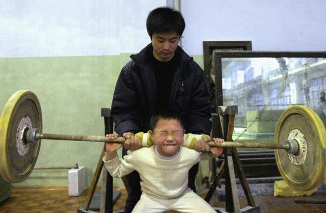 Η εξαντλητική εκγύμναση των μικρών Κινέζων - Φωτογραφία 7
