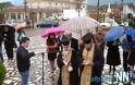 Υπο βροχή η κατάθεση στεφάνων στο Τρίκορφο Ναυπακτίας... - Φωτογραφία 3