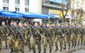 Φωτό από τη στρατιωτική παρέλαση στη Λάρισα - Φωτογραφία 8