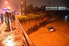 Αυτοκίνητο έπεσε σε ποταμό στο Άργος [photos]