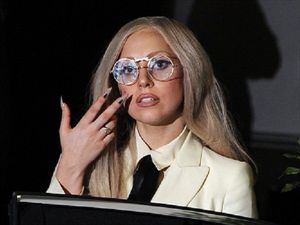 Η Lady Gaga είναι κατά του διαζυγίου - Φωτογραφία 1