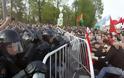 Δεκάδες συλλήψεις αντικυβερνητικών στη Ρωσία