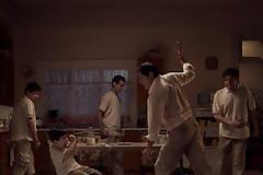 Συγκλονιστικές εικόνες: Ο φαύλος κύκλος της βίας