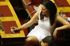 Πρώτη και ...ομορφότερη η Όλγα! (pics)