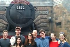 Γνωρίστε την οικογένεια του Μαρκ Ζούκερμπεργκ