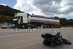 ΤΡΑΓΙΚΟΣ ΘΑΝΑΤΟΣ: Μοτοσικλετιστής σφηνώθηκε κάτω από φορτηγό [ΦΩΤΟ & ΒΙΝΤΕΟ]