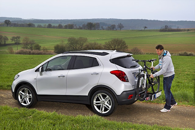 Το νέο Opel Mokka αποκτά το μοναδικό σύστημα μεταφοράς ποδηλάτου FlexFix - Φωτογραφία 2