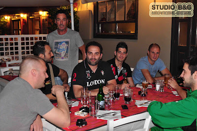 Ταβέρνα στο Ναύπλιο έκανε το τραπέζι στην ομάδα handball Διομήδης Άργους - Φωτογραφία 3