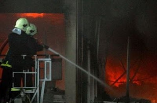 Έπιασε φωτιά κεντρική καφετέρια στη Τρίπολη - Φωτογραφία 1