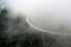 ΔΕΙΤΕ: Μια γέφυρα μόνο για γενναίους