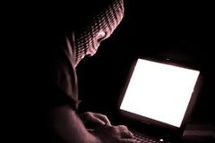 ΣΟΚ! Ο διαδικτυακός τρομοκράτης “Λουκουμάς” ξαναχτυπά σε πολιτικές ιστοσελίδες!