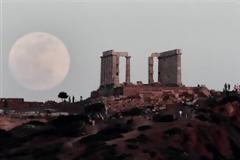 Η πανσέληνος του Μαΐου σε όλη τη γη - Φανταστικές φωτογραφίες