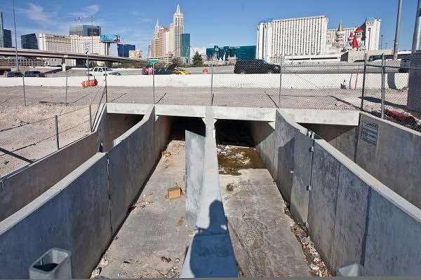 Επιβιώνοντας στα υπόγεια τούνελ του Λας Βέγκας! (photos) - Φωτογραφία 8