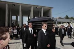 Το τελευταίο αντίο στον Κώστα Καρρά