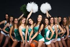 ΤΑ ΚΟΡΙΤΣΙΑ ΤΗΣ ΛΙΘΟΥΑΝΙΑΣ ΔΙΝΟΥΝ... ΧΡΩΜΑ ΣΤΟ FINAL4 (PHOTOS)