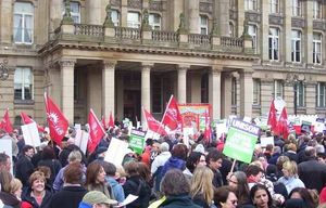 Παραλύει το Βρετανικό Δημόσιο από την απεργία των εργαζομένων - Φωτογραφία 1