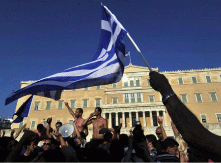 Le Monde: «Το ελληνικό δηλητήριο παραλύει την Ευρώπη» «Ελληνική θύελλα στην Ευρώπη» - Φωτογραφία 1