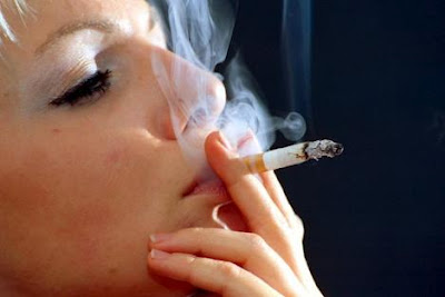 Έρευνα: Όσοι δοκιμάζουν το τσιγάρο γίνονται καπνιστές - Φωτογραφία 1