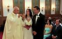 Φάρσα: Η νύφη ερωτεύτηκε έναν άγνωστο [video]