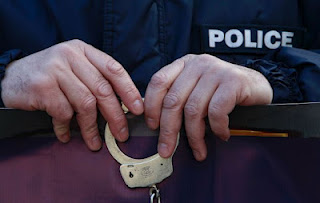 Συνταξιούχος αστυνομικός με χρέη... 6,5 εκατ. ευρώ! - Φωτογραφία 1
