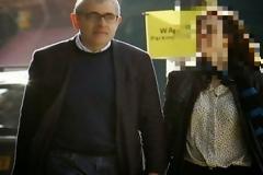 Το «χτύπησε» το… ΠΙΠΙNI ο Mr Bean! Καμαρώστε τον με την κατά 30 χρόνια νεότερη σύντροφό του... [photos]