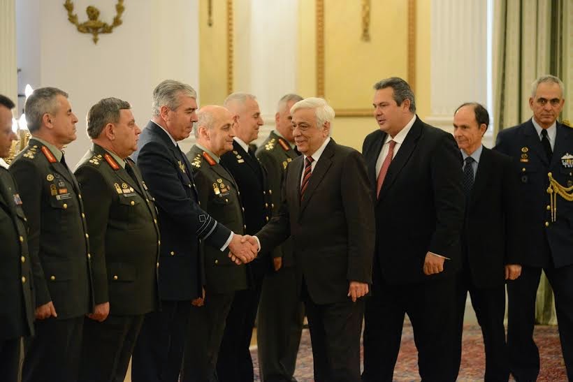 Ο ΥΕΘΑ Πάνος Καμμένος και η Ηγεσία των Ενόπλων Δυνάμεων στον Πρόεδρο της Δημοκρατίας Προκόπη Παυλόπουλο - Φωτογραφία 7