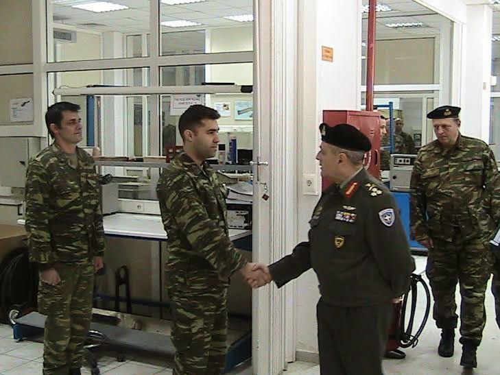 Επίσκεψη Α/ΓΕΣ στο 301 ΕΒ και 306 ΕΒΤ - Φωτογραφία 4