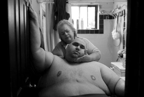 Συγκλονιστικό! Η μακροχρόνια μάχη με την παχυσαρκία και το δραματικό τέλος της ζωής...[photos] - Φωτογραφία 1