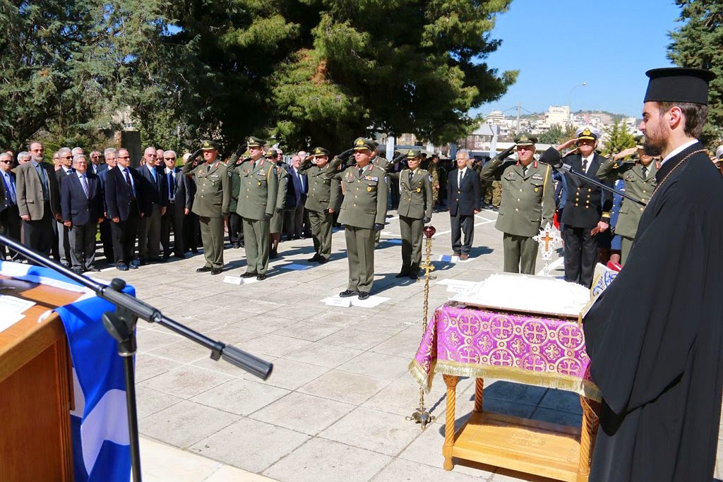 ΠΑΡΟΥΣΙΑ ΑΡΧΗΓΟΥ ΓΕΕΘΑ ΣΤΟ ΕΤΗΣΙΟ ΜΝΗΜΟΣΥΝΟ ΠΕΣΟΝΤΩΝ ΥΓΕΙΟΝΟΜΙΚΟΥ ΣΩΜΑΤΟΣ - Φωτογραφία 2