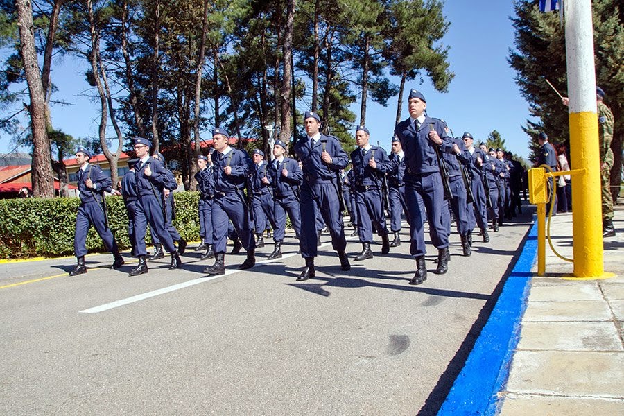 Ορκωμοσία Β' ΕΣΣΟ 2015 - Φωτογραφία 11