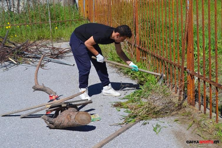 Σε πλήρη εγκατάλειψη το ιστορικότερο γήπεδο στην Κω [photos] - Φωτογραφία 7