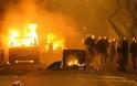 Χάος στο Πολυτεχνείο: Μολότοφ, φωτιές σε κάδους, κρότου λάμψης και συγκρούσεις [photos + video]