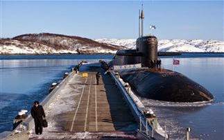 Ρωσικό πυρηνικό υποβρύχιο πήρε φωτιά - Φωτογραφία 1