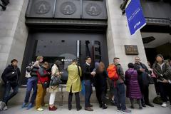 Ξεκίνησαν οι προ παραγγελίες του Apple Watch και δείτε τις πρώτες εικόνες