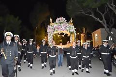 Η Ακολουθία του Επιταφίου στο Ναύσταθμο Σαλαμίνας