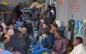 Μετανάστες της Γαύδου: Μας πέταξαν στα βράχια