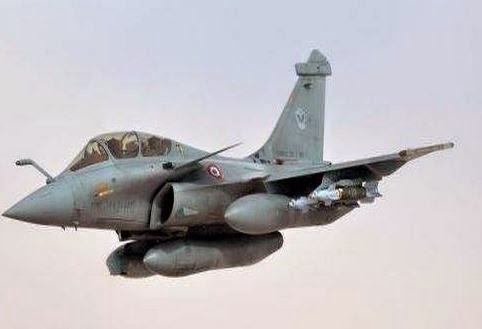 Ινδία: Παρήγγειλε από τη Γαλλία 36 μαχητικά αεροσκάφη Rafale - Φωτογραφία 1
