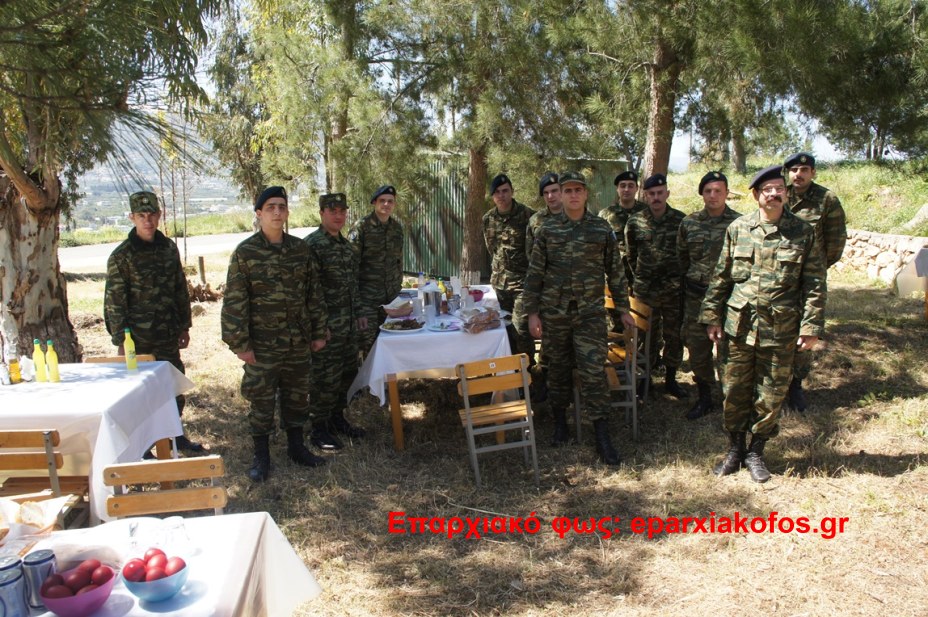 Πάσχα με τους στρατιώτες μας στη V Μεραρχία Κρητών και την 1η ΜΑΛ - Φωτογραφία 4